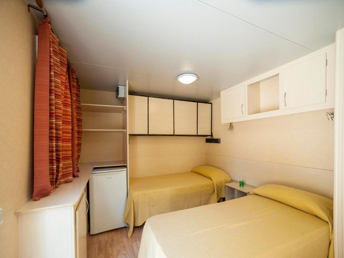 Hu Firenze Certosa Camping In Town Impruneta Bilik gambar