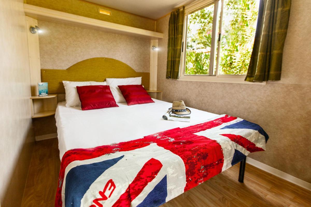 Hu Firenze Certosa Camping In Town Impruneta Luaran gambar